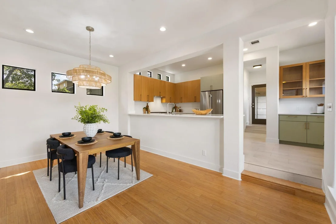 Photo of 1814 Maple Ave