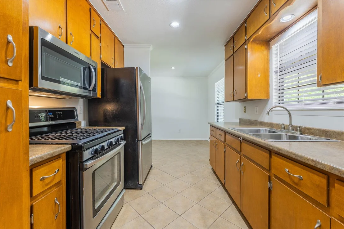 Photo of 1204 Barbara DR