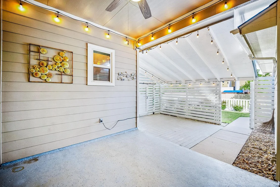 Photo of 1810 Discovery BLVD