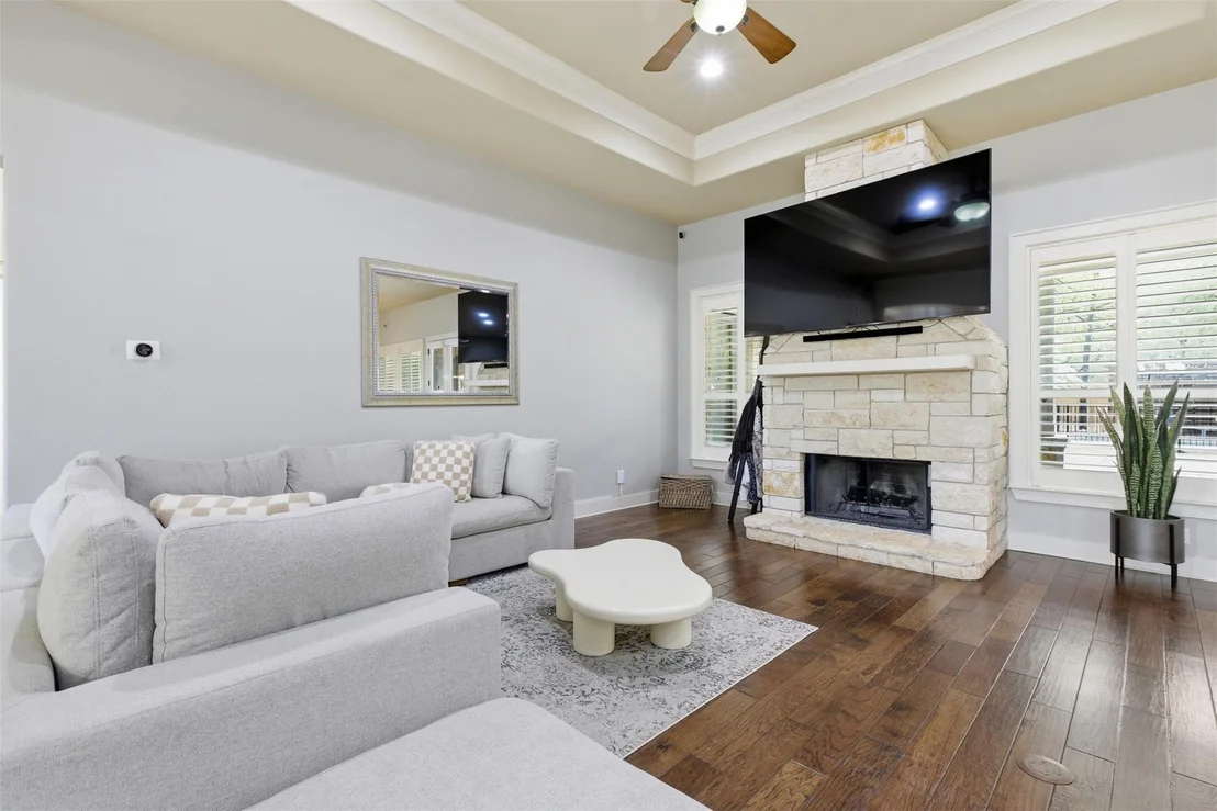 Photo of 129 Valley View DR