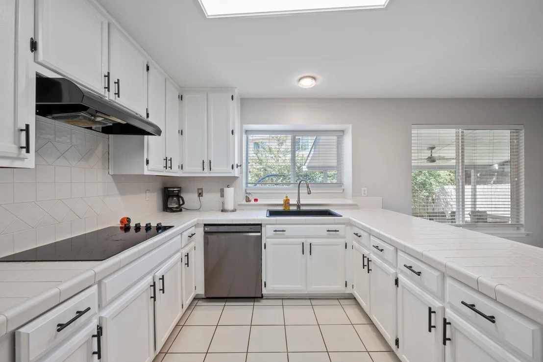 Photo of 12601 Oro Valley CV