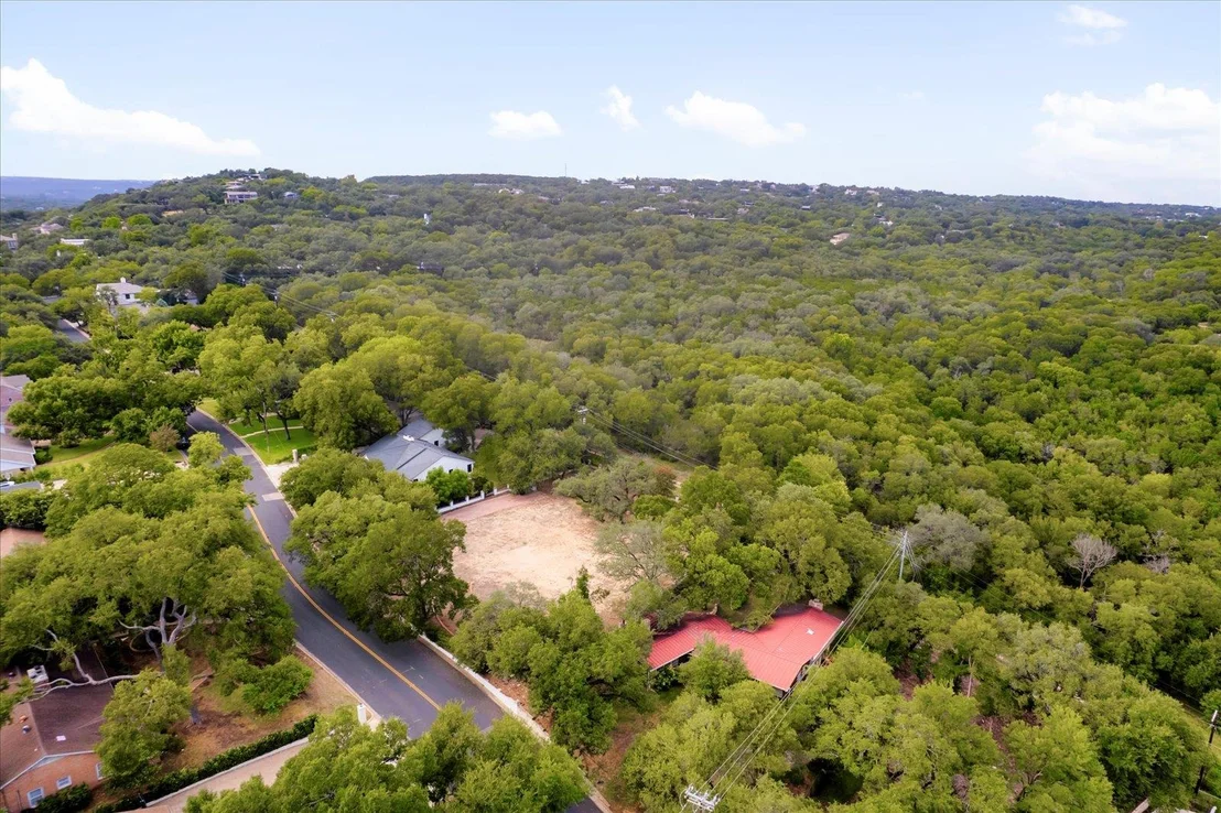 Photo of 3917 Balcones DR