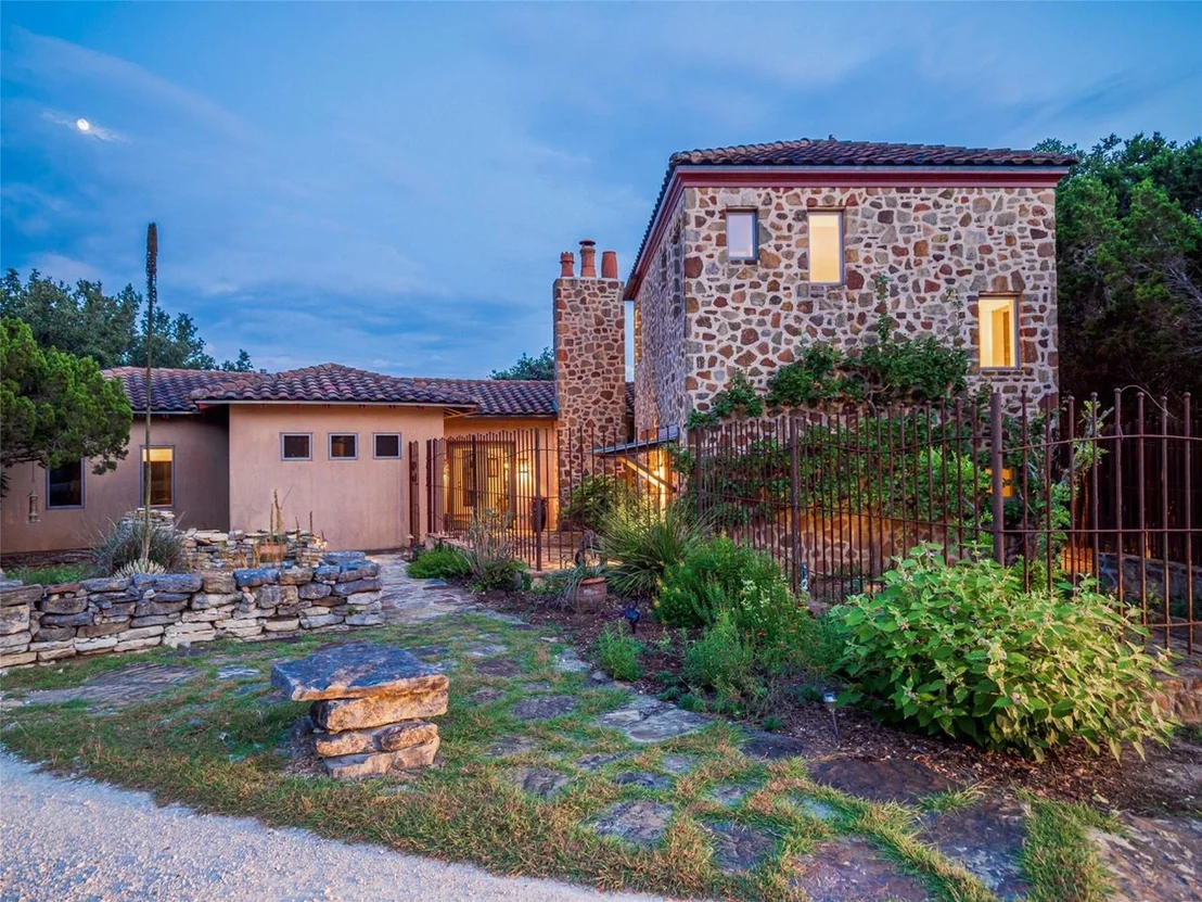 Photo of 5818 Ranch Road 165