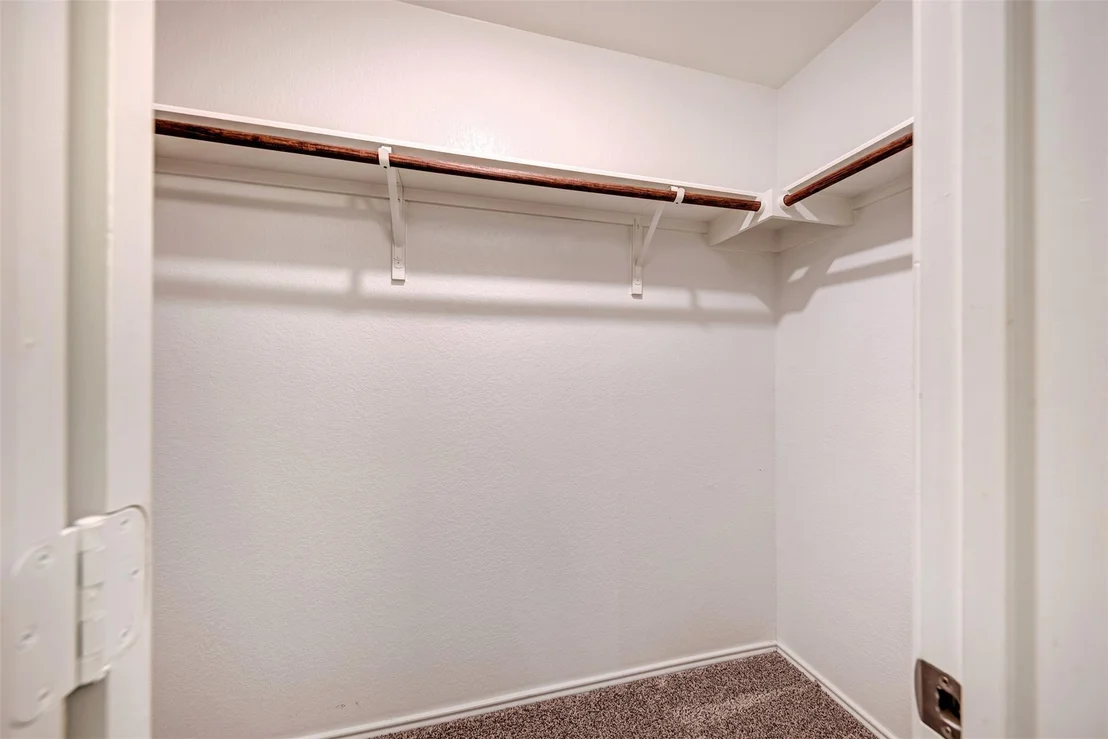 Photo of 817 Circle WAY