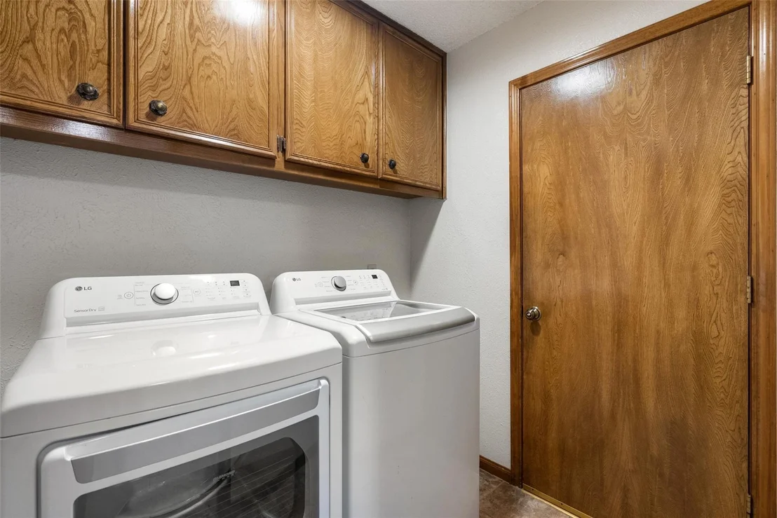 Photo of 1409 Thaddeus CV