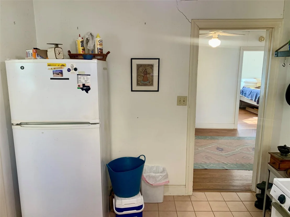 Photo of 1607 Wethersfield RD