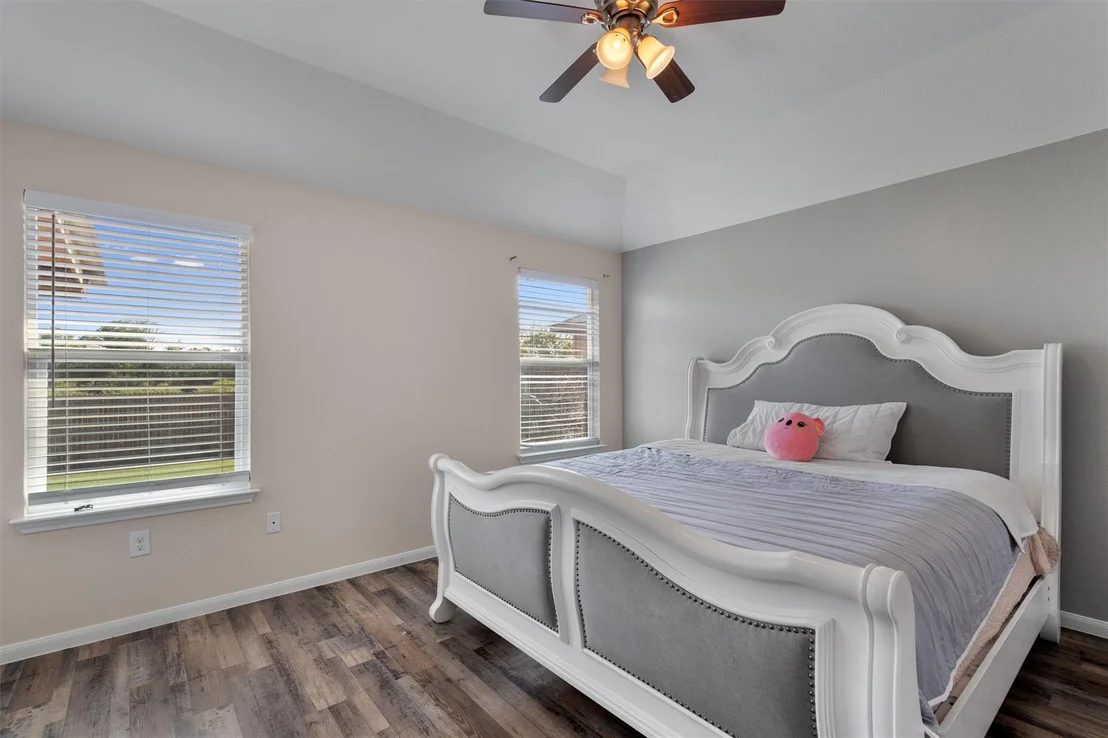 Photo of 15013 Roody LN