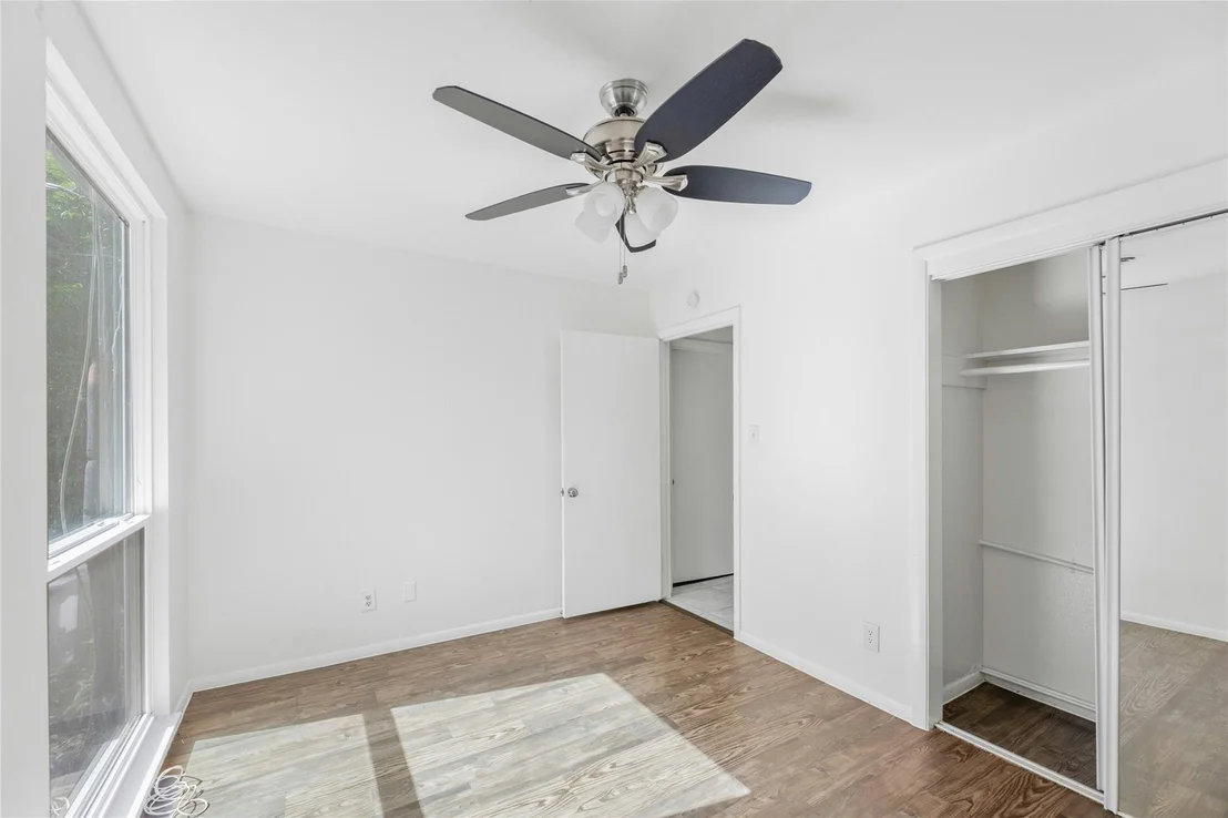 Photo of 6401 Kenilworth DR