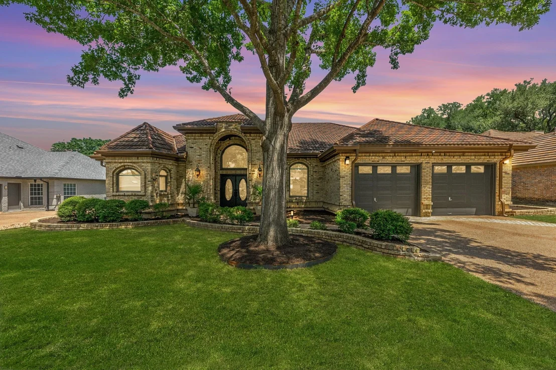 Photo of 10101 Jupiter Hills DR