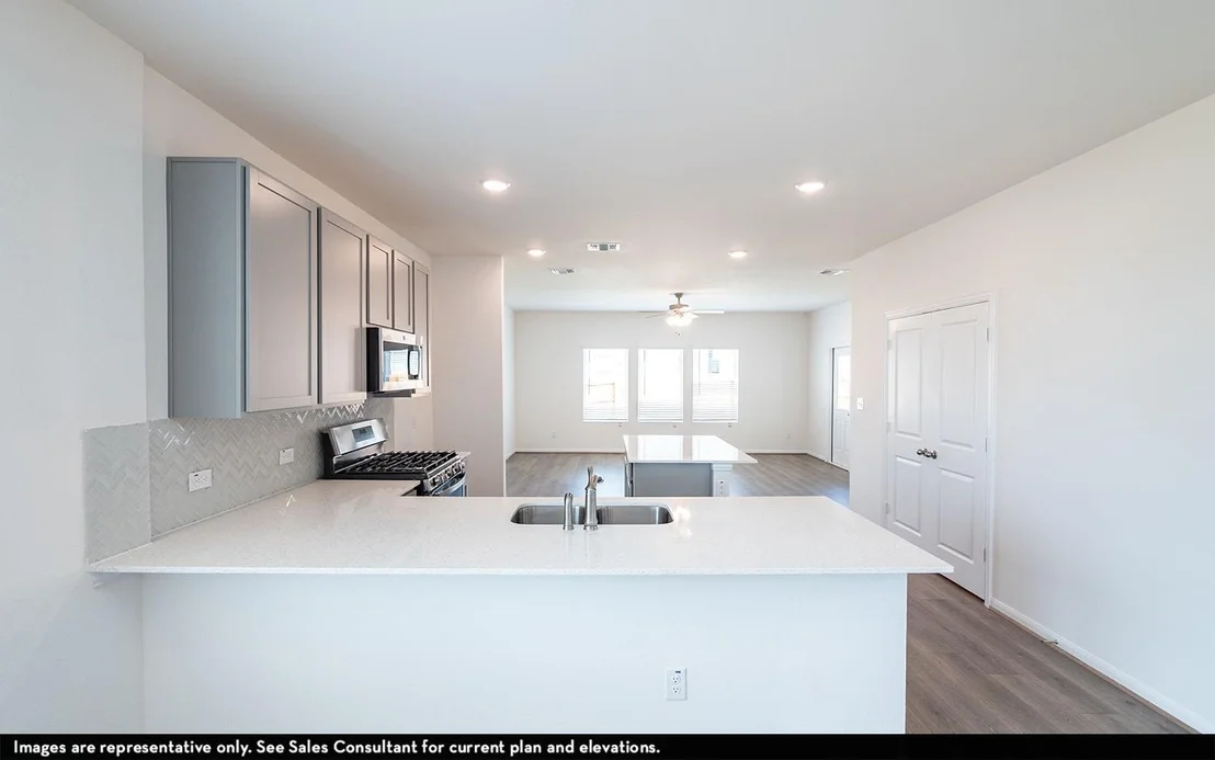 Photo of 541 Yellowstone DR