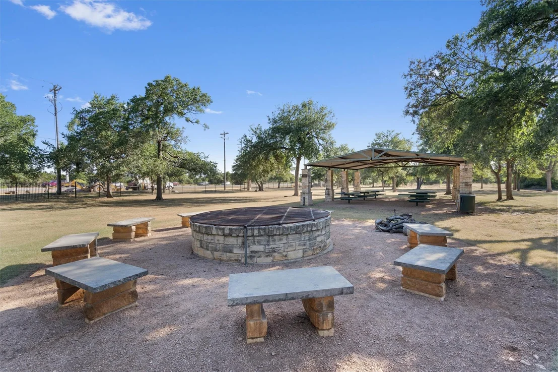 Photo of 4118 N Summercrest LOOP