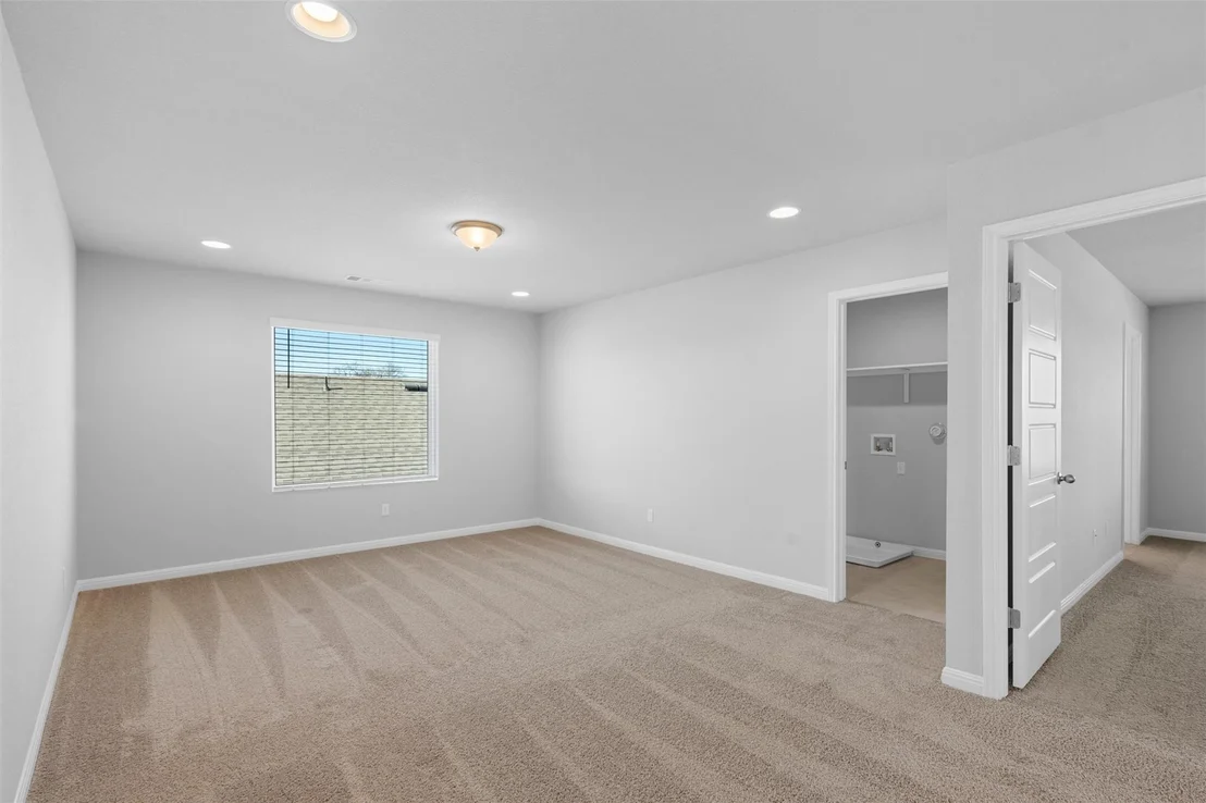 Photo of 453 Gaida LOOP