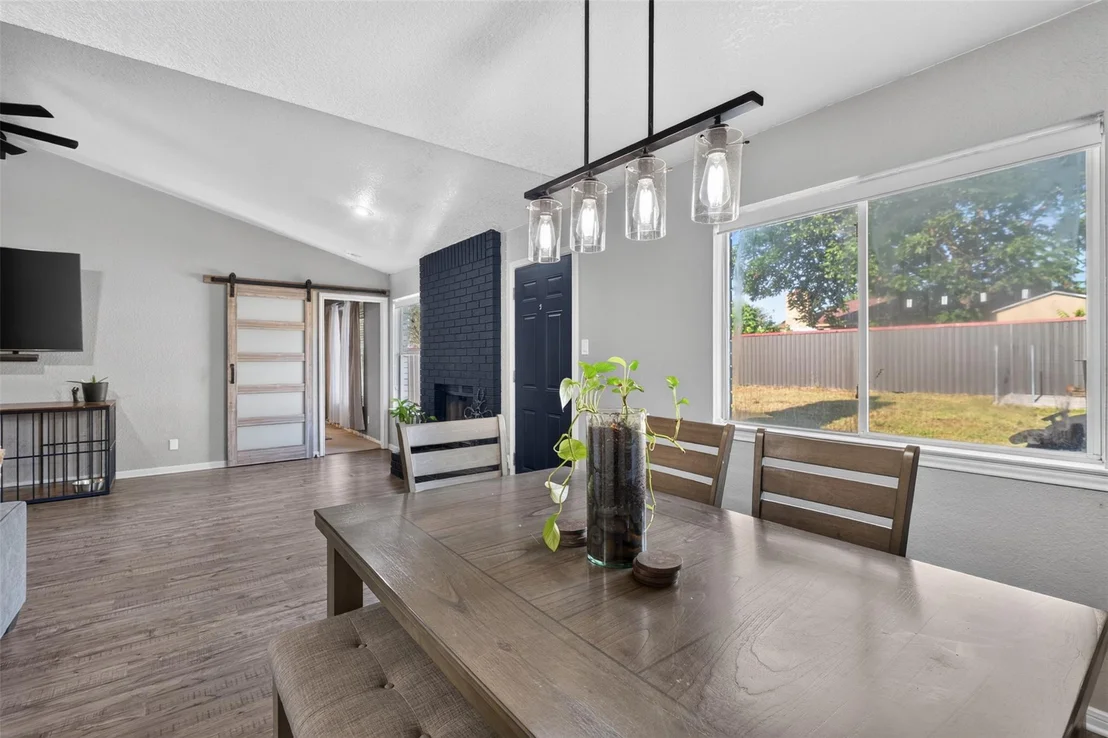 Photo of 1817 Dusk DR
