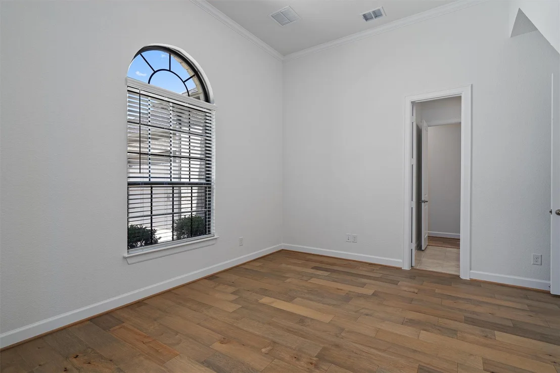 Photo of 15200 Dorothy DR