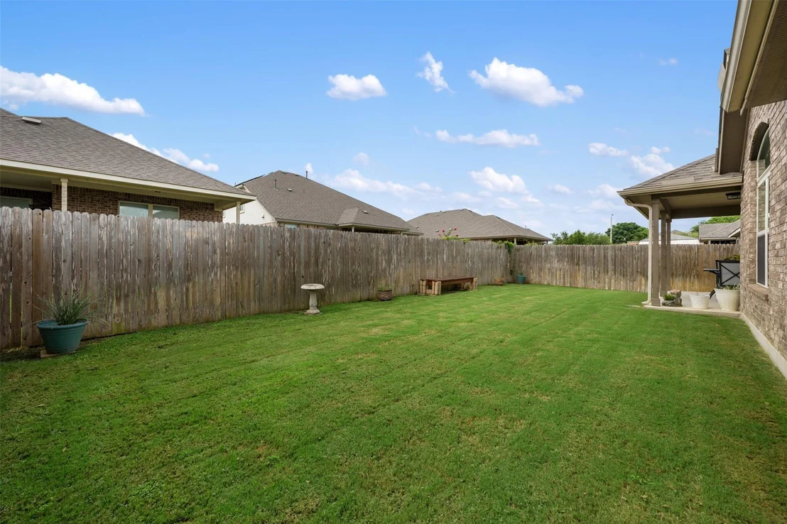 Photo of 604 Longhorn Cavern RD