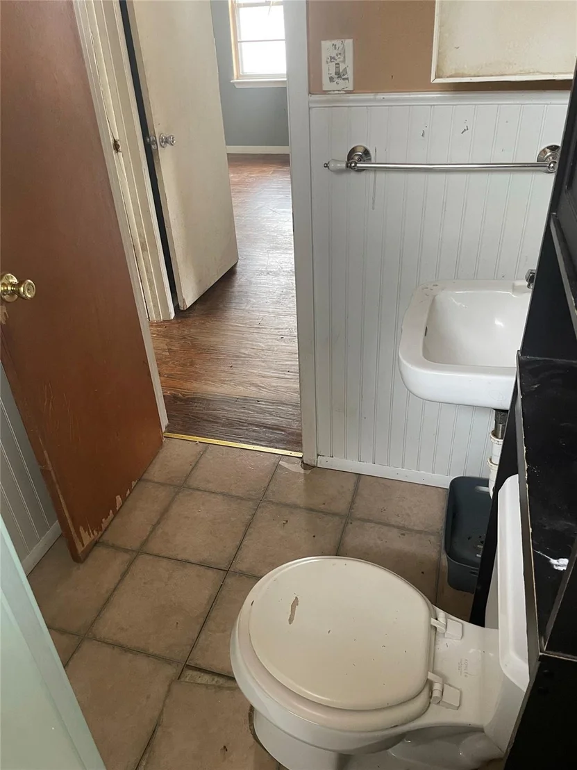 Photo of 706 Sheffield Ave