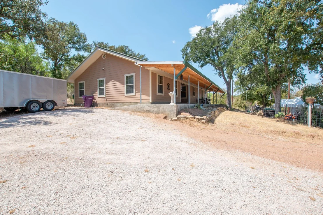 Photo of 15525 Ranch Road 2241