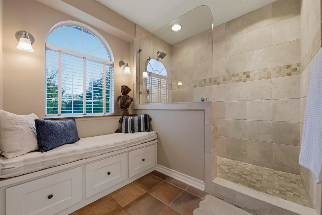Photo of 604 Furlong DR