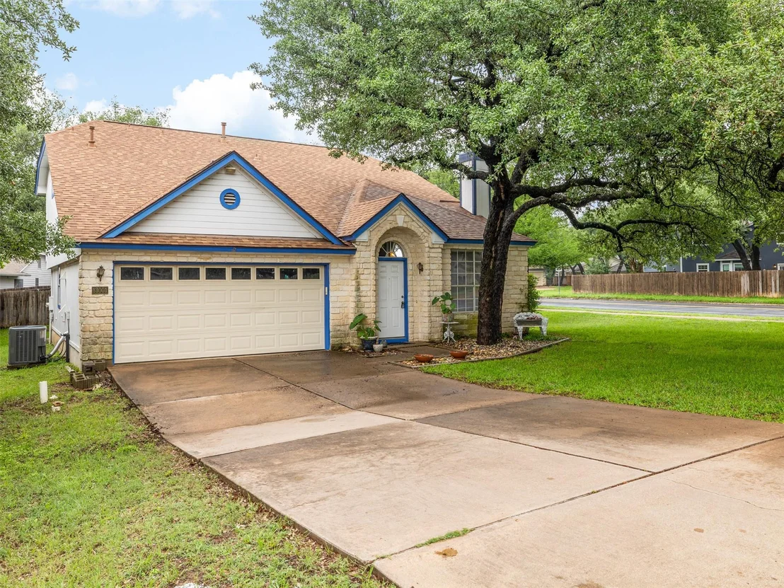 Photo of 13001 Tamayo DR
