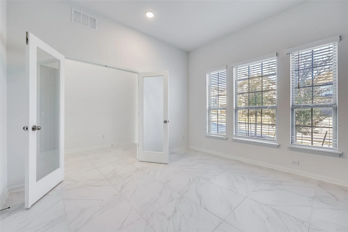 Photo of 4621 Modena Bay BND