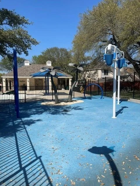 Photo of 10936 Colonel Winn LOOP