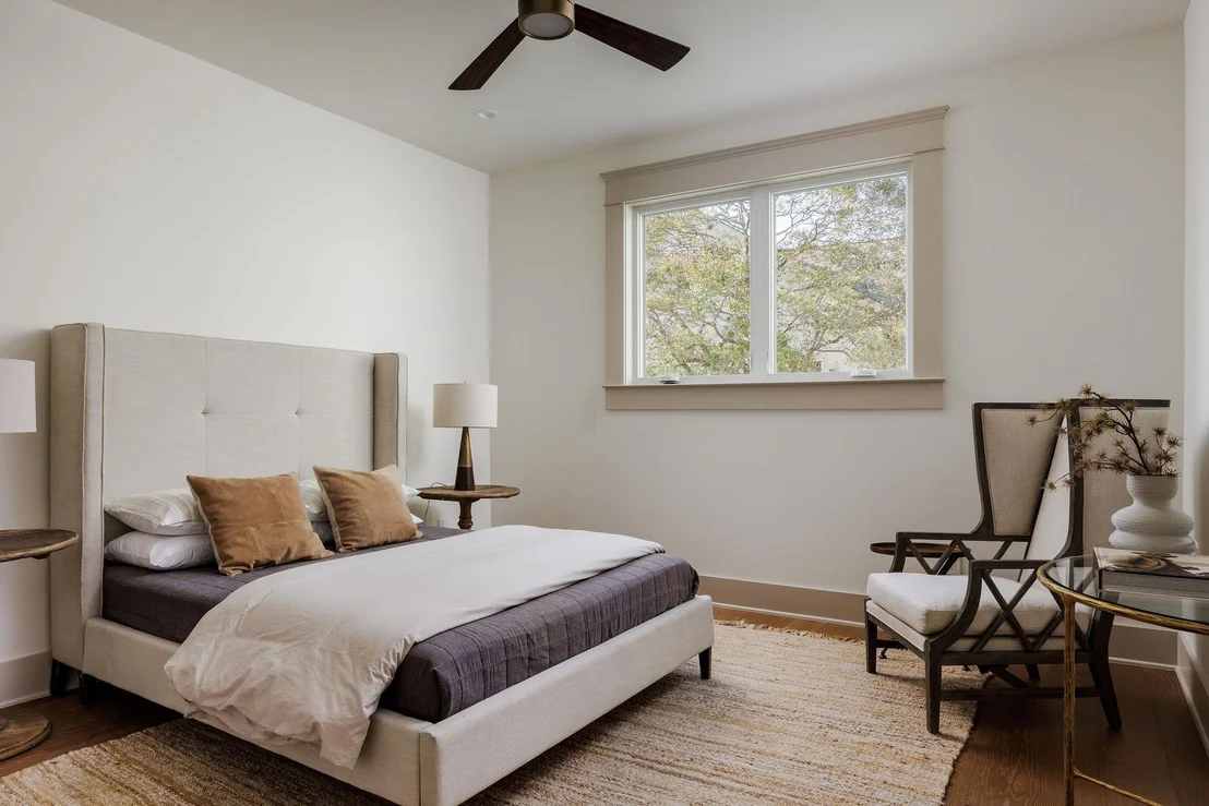 Photo of 1110 Travis Heights BLVD