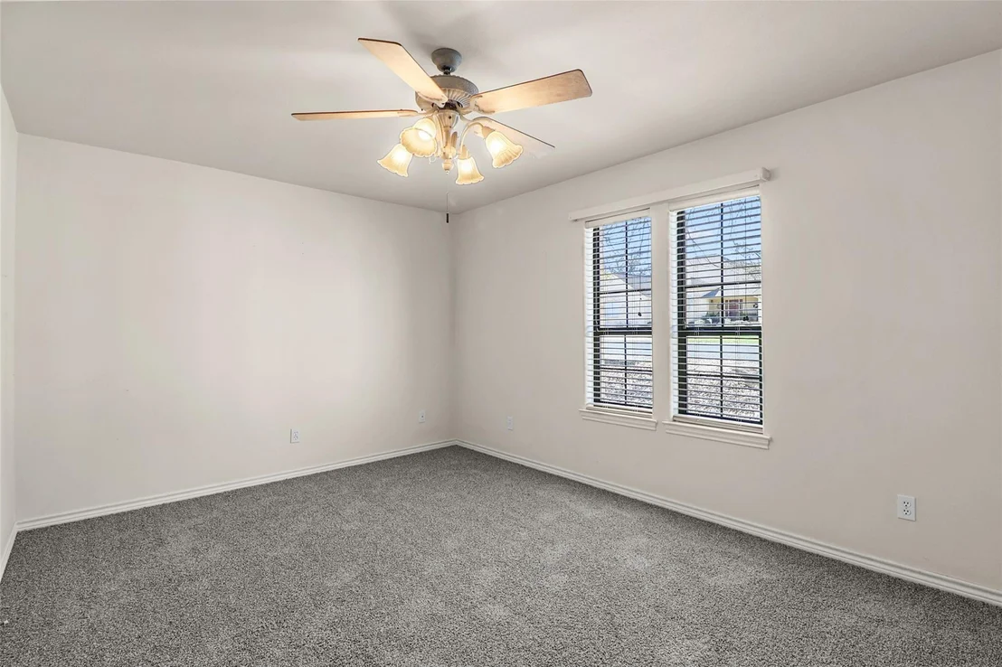 Photo of 309 Delaware Springs BLVD