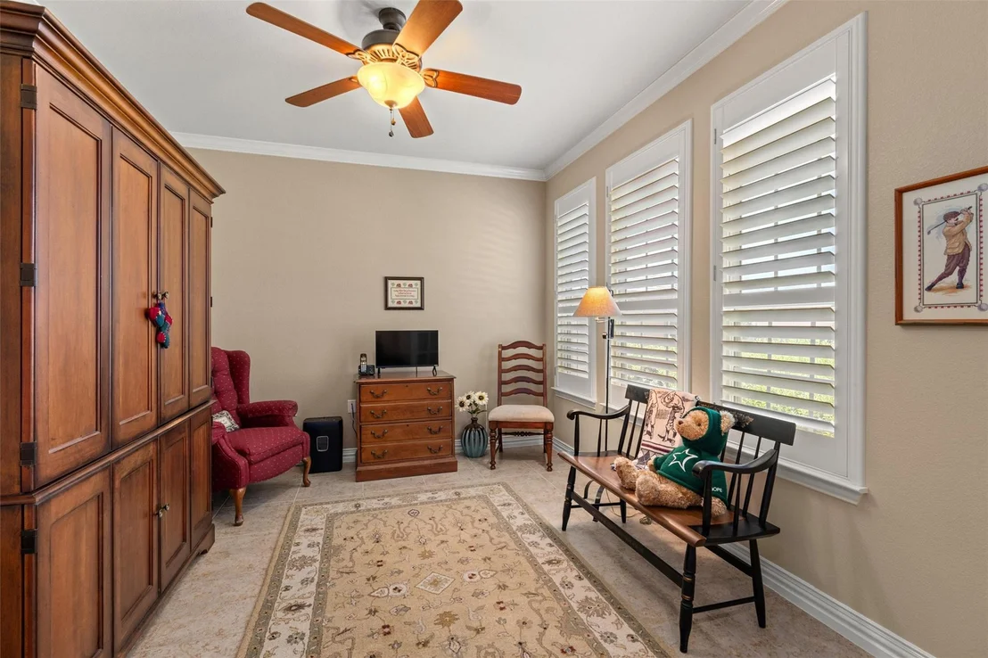 Photo of 200 Apache Mountain LN