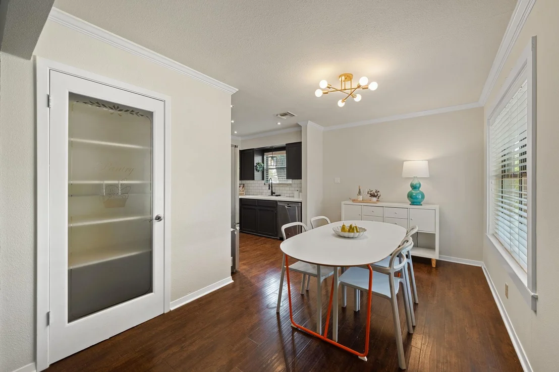 Photo of 2702 Parker DR