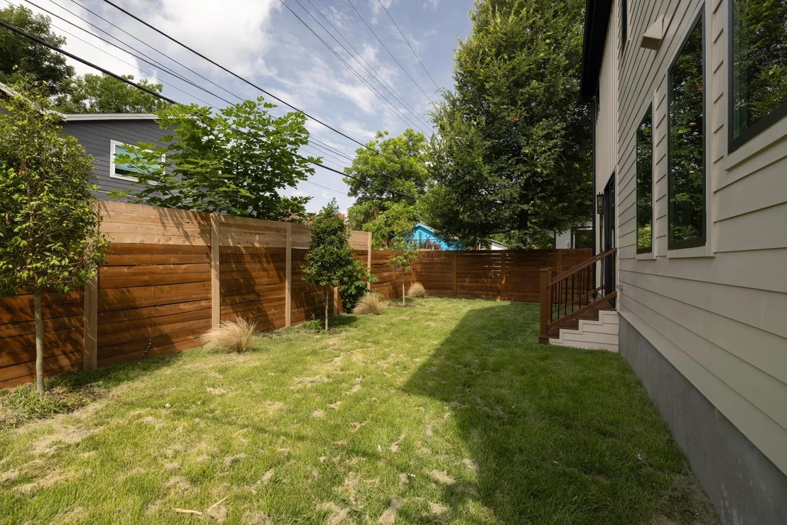 Photo of Unit 2 at 309 Franklin BLVD
