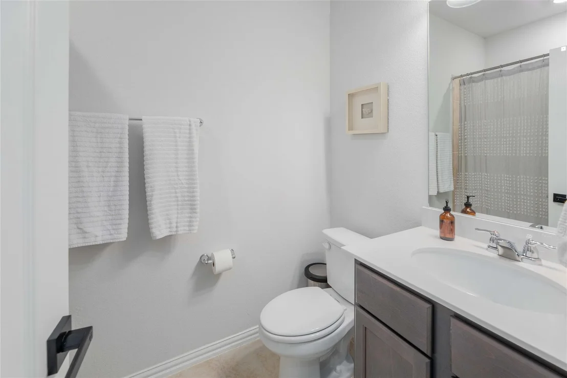 Photo of 242 Oleander LOOP