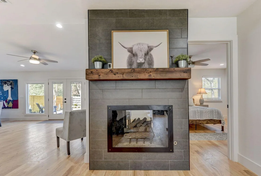 Photo of 7002 Whispering Oaks DR