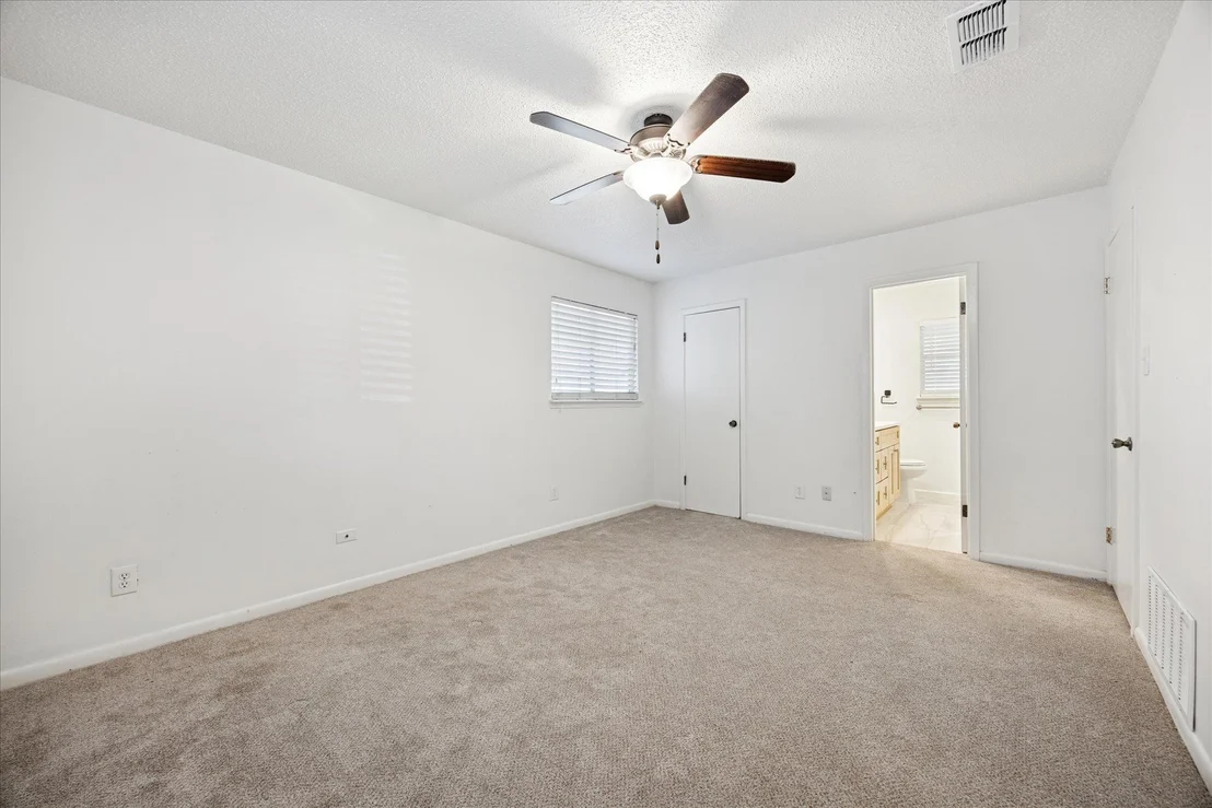 Photo of 10512 Walnut Bend DR