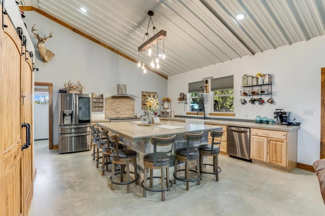 Photo of 5450 County Road 202