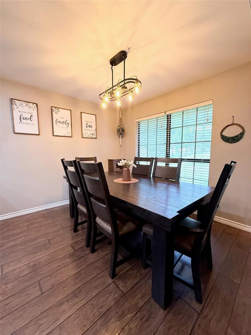 Photo of 405 Erie DR