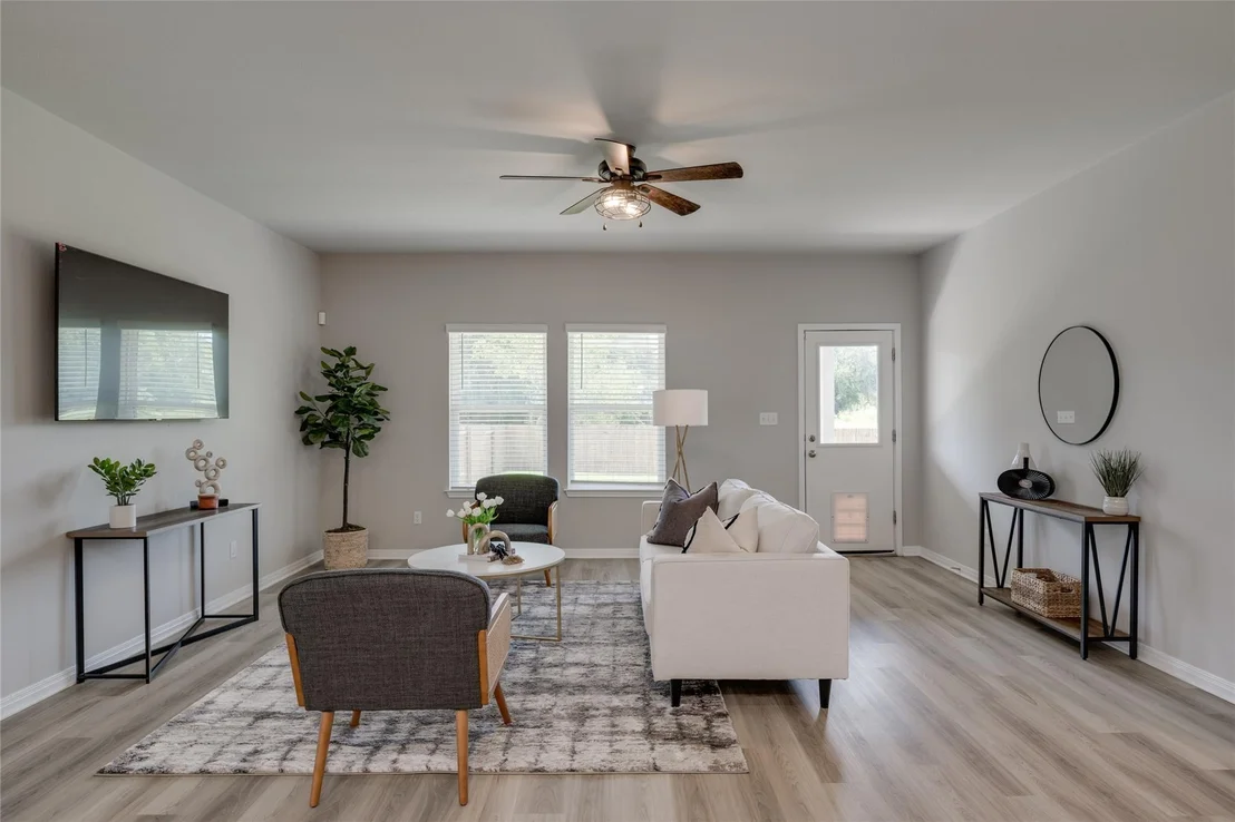 Photo of 909 Bright Gemstone WAY