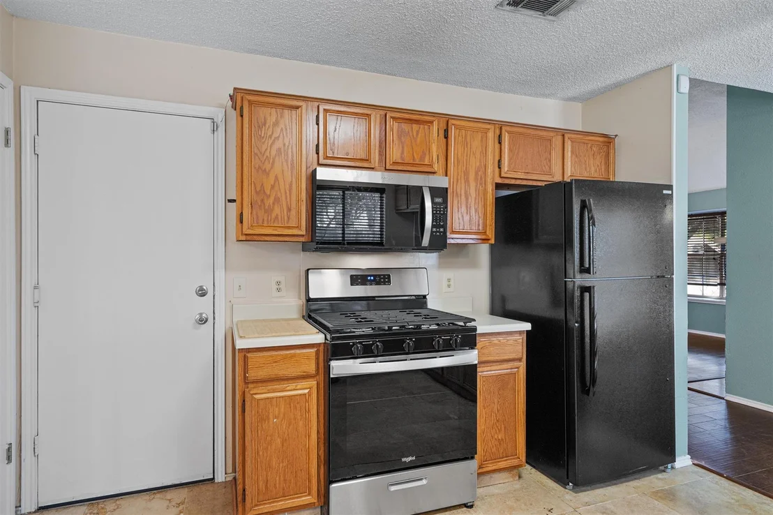 Photo of 4700 Fallenash DR
