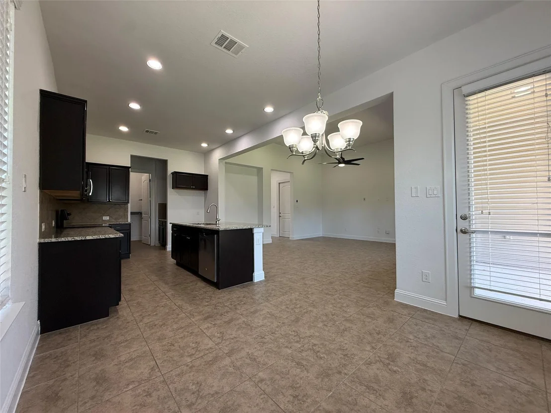 Photo of 1512 Long Shadow LN