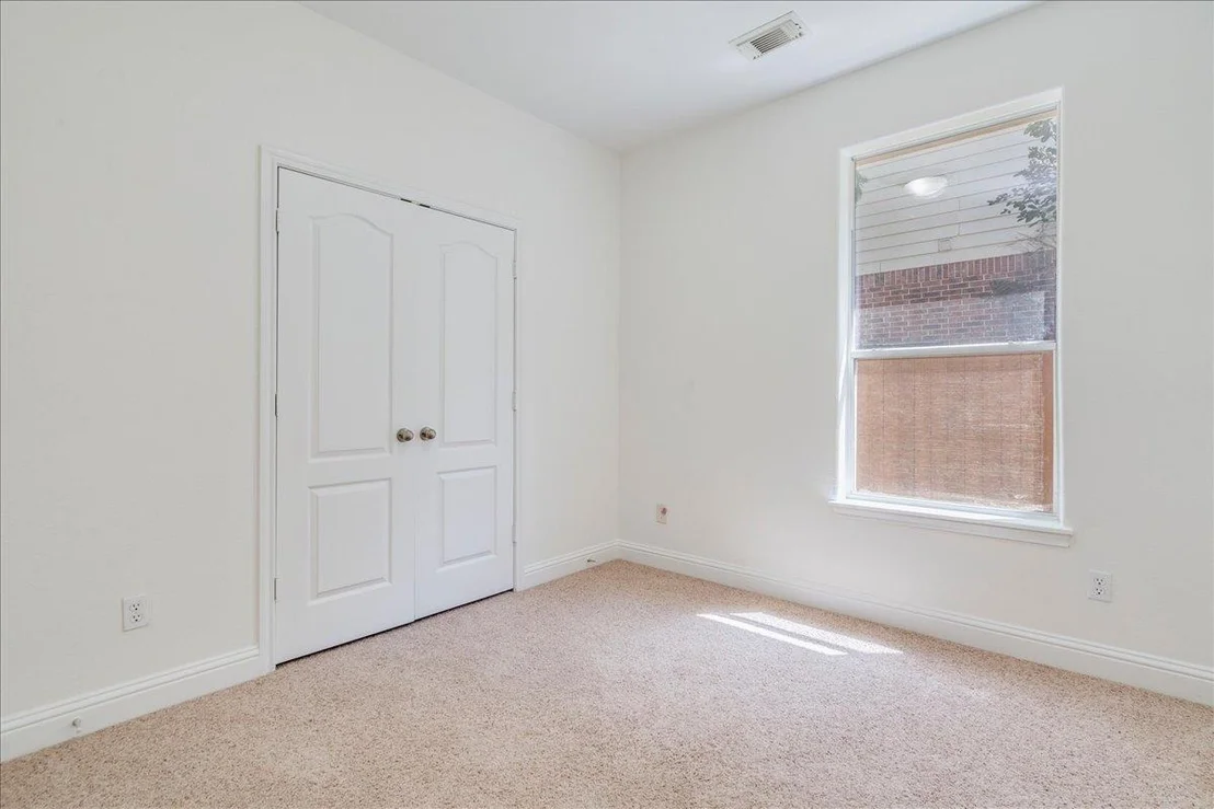 Photo of 3831 Aqua LN