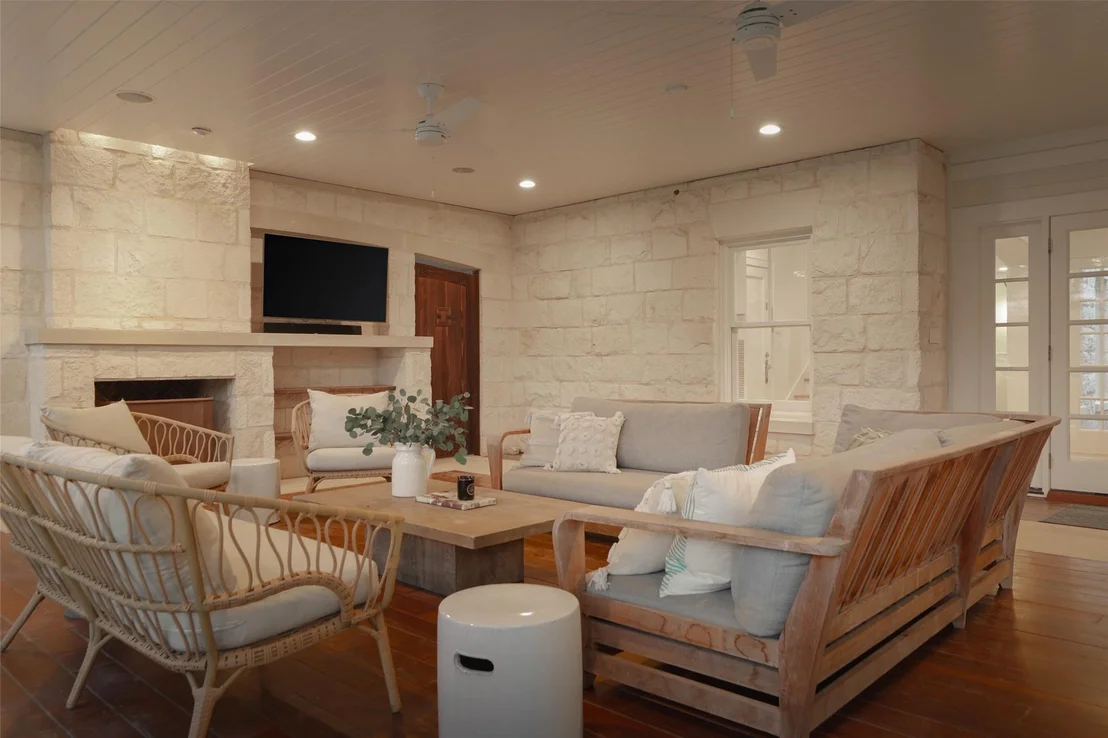 Photo of 2308 Bridle PATH