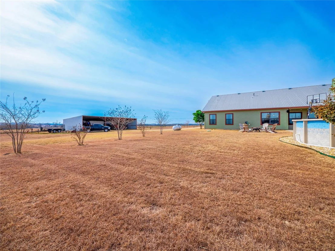 Photo of 877 County Road 455