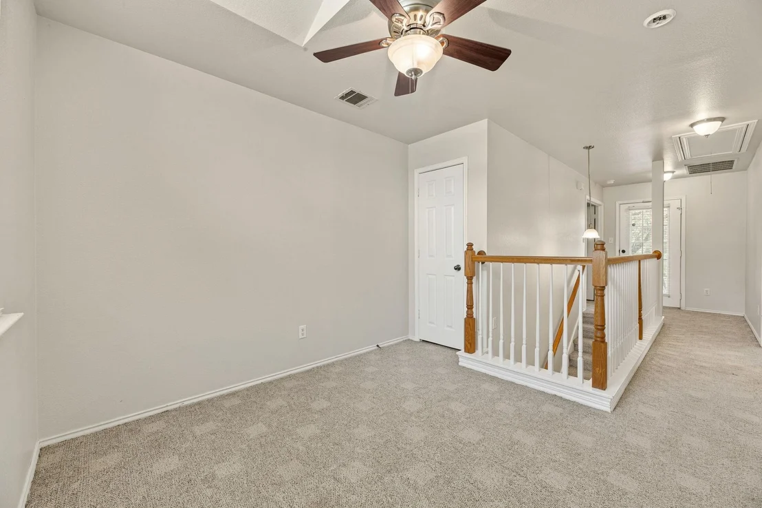 Photo of 5801 McNaughton N