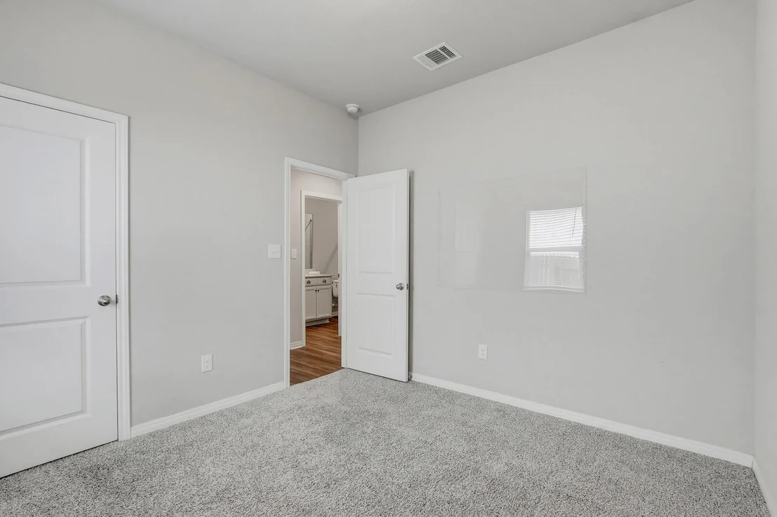 Photo of 17701 Owl Tree RD