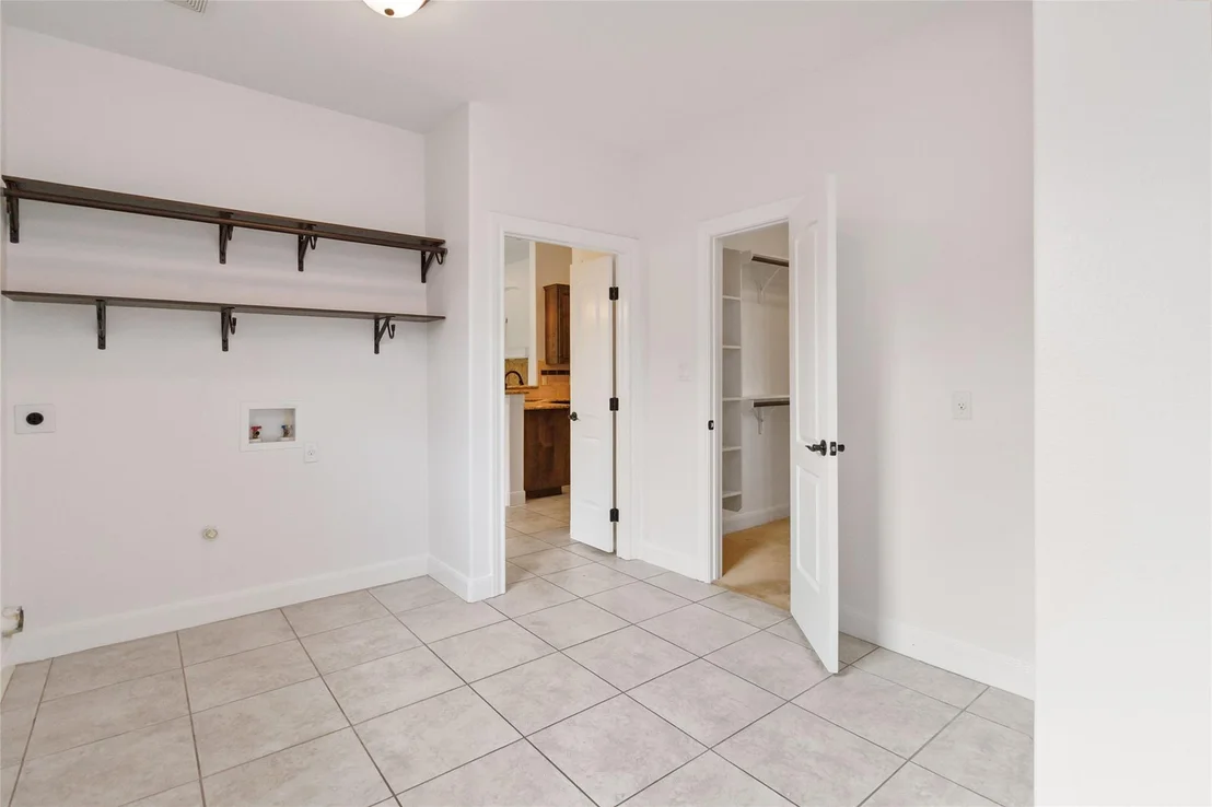 Photo of 149 Manawianui DR