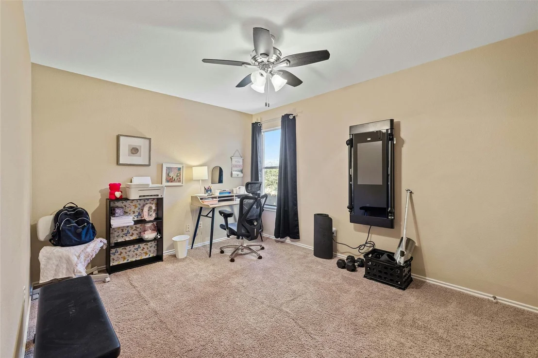 Photo of 404 Meadow Park DR