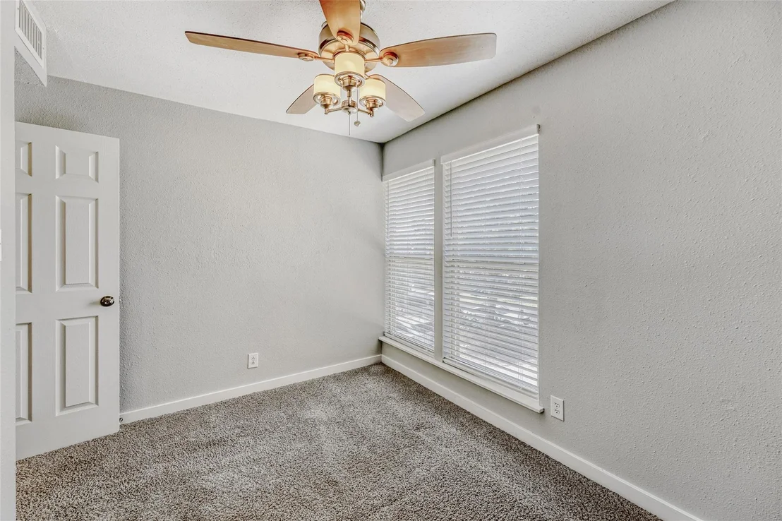 Photo of Unit 3 at 2000 Lightsey RD