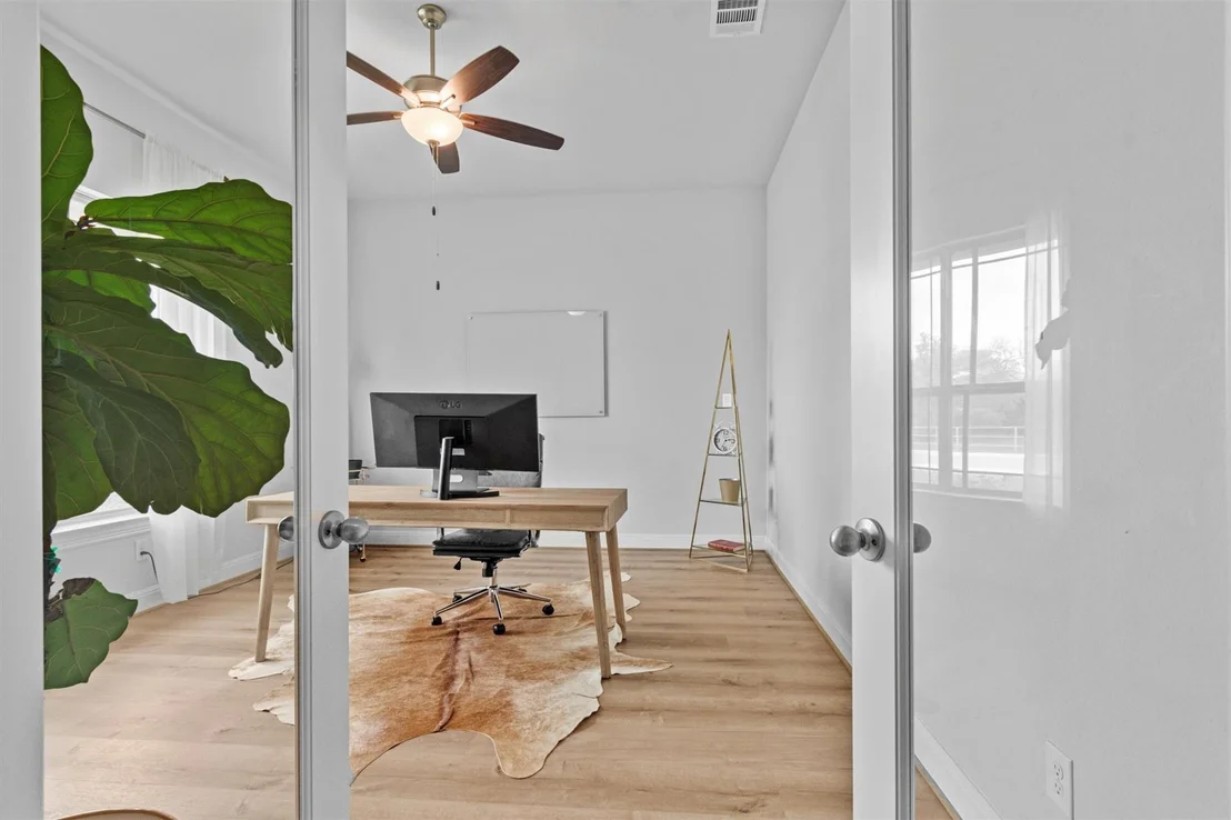 Photo of 1412 Scenic Oaks DR