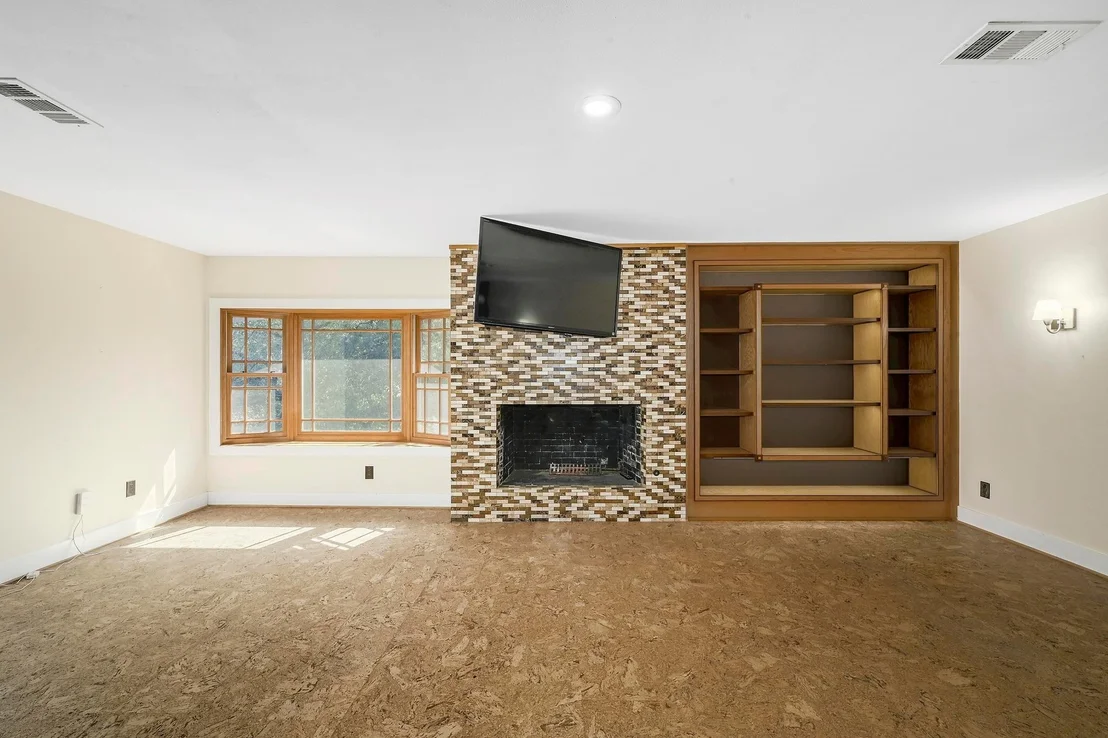 Photo of 2204 Spring Creek DR