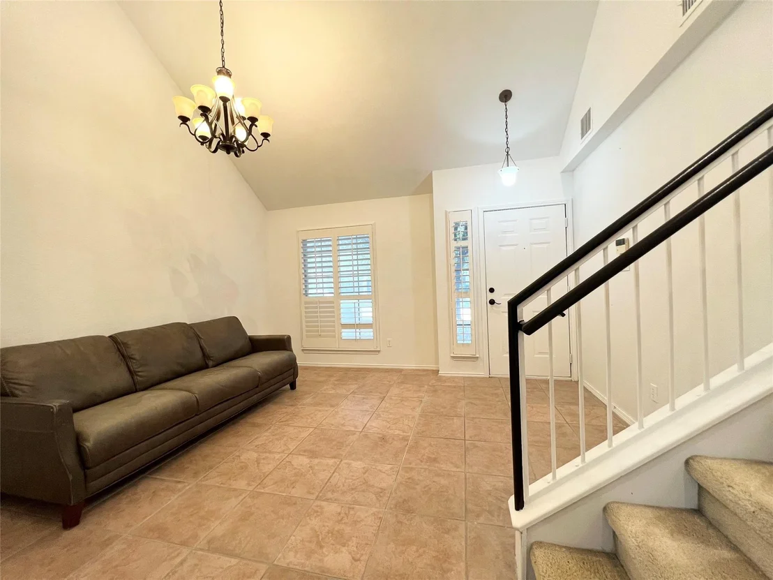 Photo of 1032 Doras DR