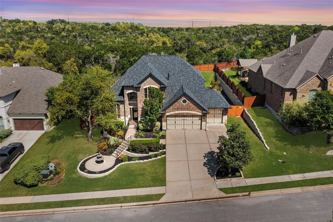 Photo of 520 Aspen DR